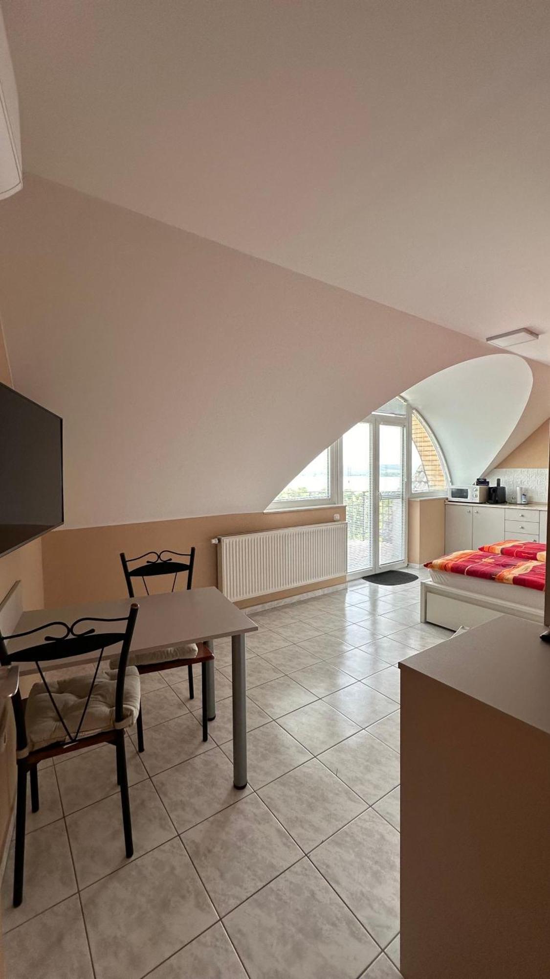 Navay Vendeghaz Hotel Tihany Eksteriør billede